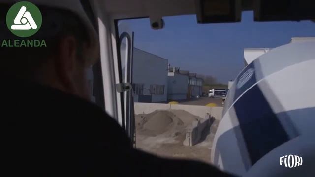 Автобетоносмеситель с самозагрузкой FIORI DB 460 (Бетоносмеситель) смотреть онлайн