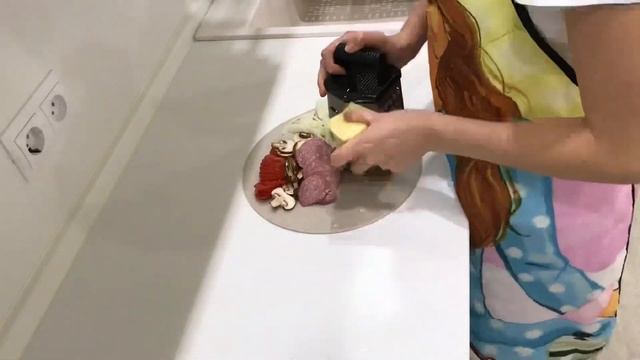 ПИЦЦА на сковороде за 5 минут / Быстрый рецепт пиццы ? смотреть онлайн