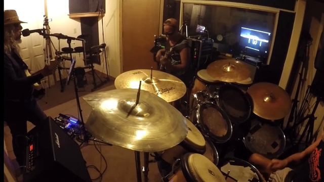 GARDENIA : MOLOKAI IWI BAND by .Lonomusic смотреть онлайн