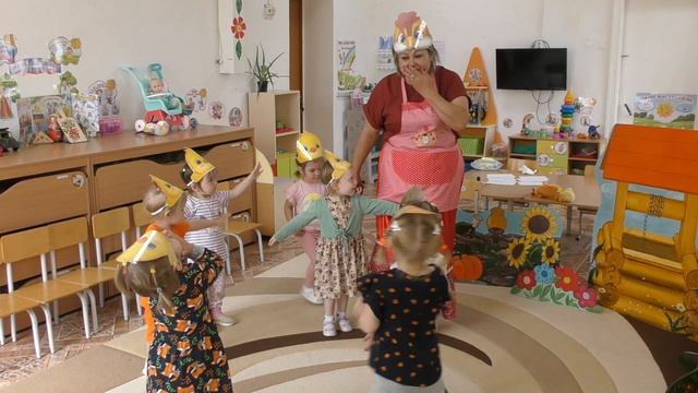 Фрагмент занятия по рисованию в первой младшей группе смотреть онлайн