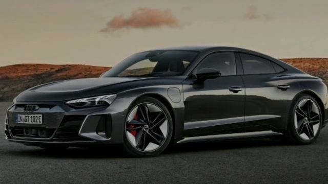 Обзор Audi RS E-tron GT 2021 смотреть онлайн