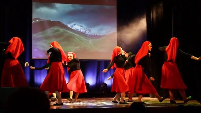 Грузинский народный танец смотреть онлайн