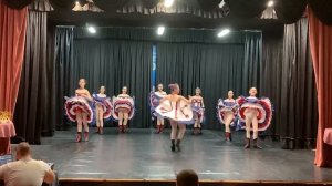 Танец Кан кан