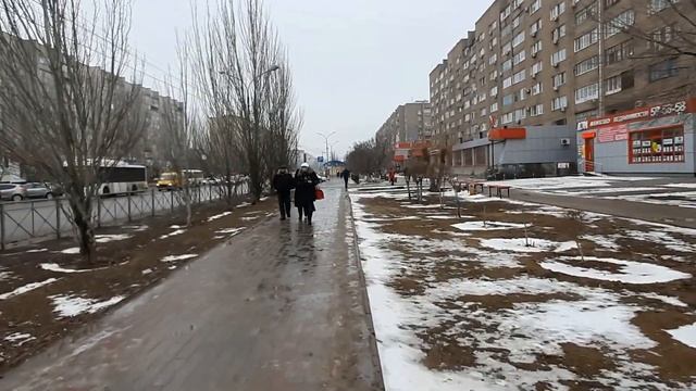 Идем из ОБИ,релакс прогулка по улице нашего города Волжского. смотреть онлайн