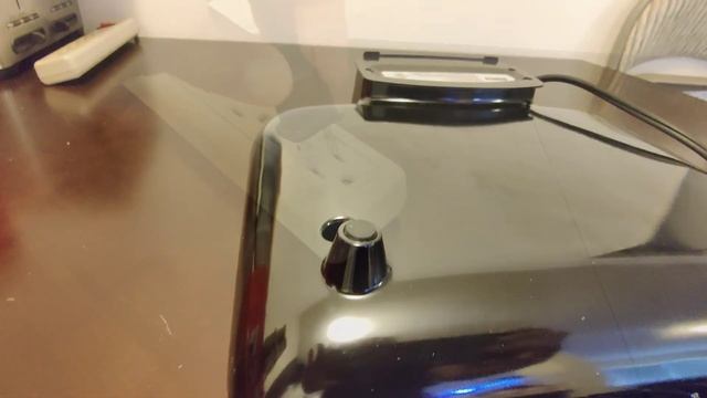 DASH No-Drip Belgian Waffle Maker смотреть онлайн