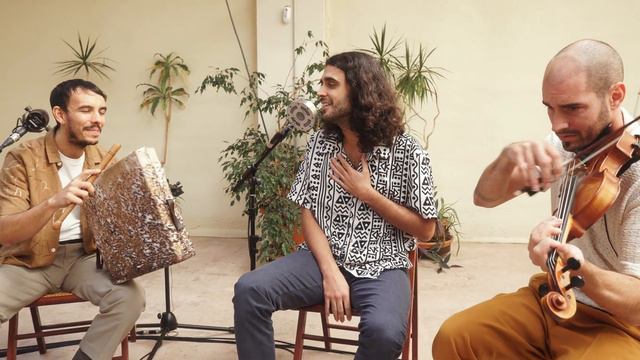 'Saltar' - el nido & Pedro Pastor y Álvaro Navarro смотреть онлайн