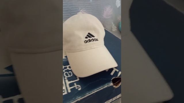 Обзор на кепку Adidas Белая. смотреть онлайн