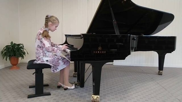 Viktorija Rynkevič 4 kl. I. Parfyonov. " Varnos ir lapės mazurka" смотреть онлайн