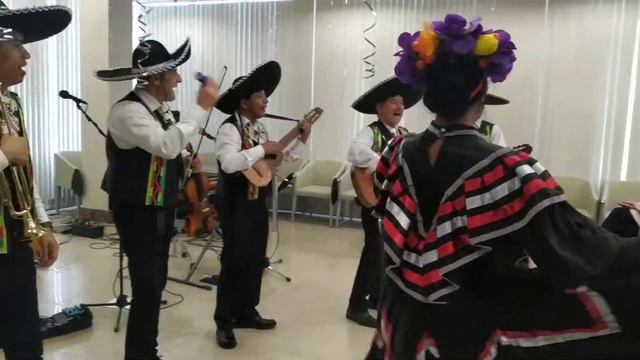 Мексиканская группа Mariachi Mexico в Москве смотреть онлайн