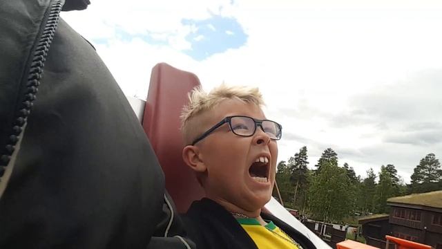 Hunderfossen Familiepark - Ekstra Gigante смотреть онлайн
