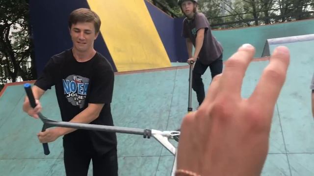 GAME OF SCOOT FLAT V3/BEST FLAT SCOOTER TRICKS смотреть онлайн