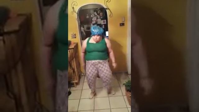 Девушка оджигает смотреть онлайн