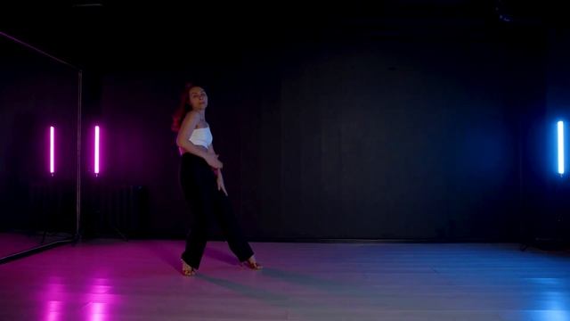 Иностранец - GOARTUR смотреть онлайн