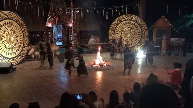 Танцы народа Тхо смотреть онлайн