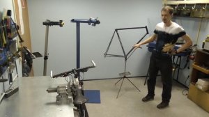 Обзор стоек для ремонта велосипеда. Стойка своими руками. Стойка для покраски велосипедных рам.