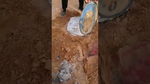 Мясо в яме готовится сирне по казахски смотреть онлайн