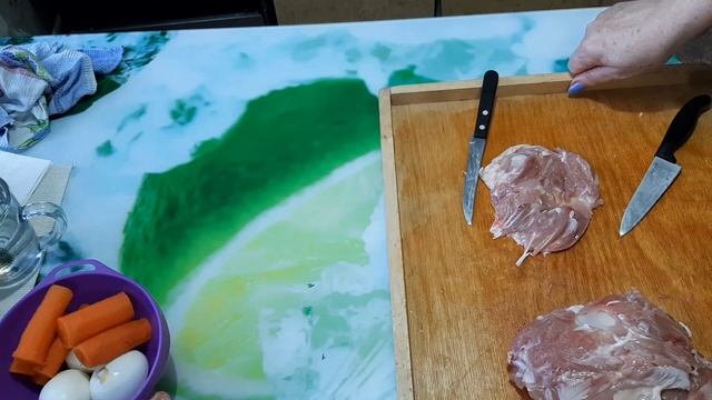 Куриные рулетики и рыбка в слоеном тесте смотреть онлайн