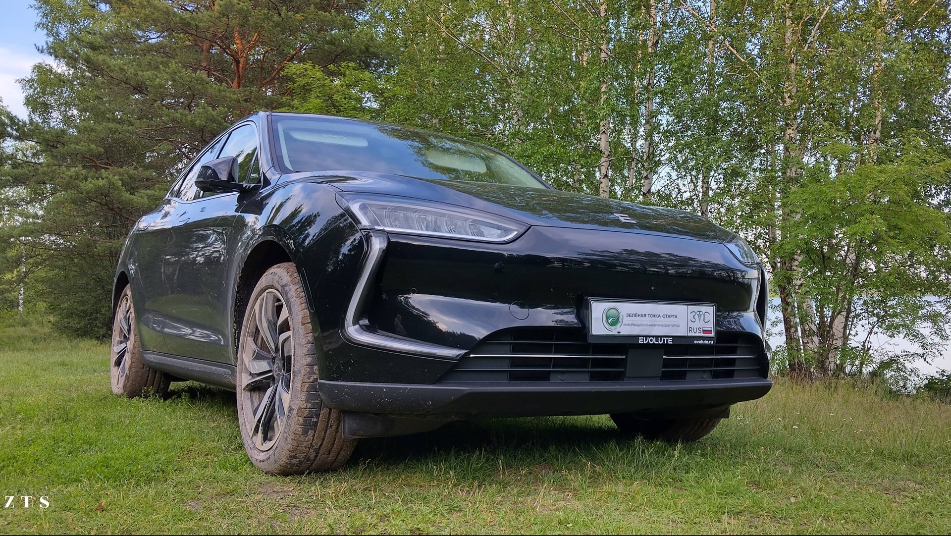 Тест-драйв #Evolute i-Jet в ритме фанка, и в режиме доверия автоматике смотреть онлайн