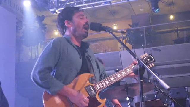 Local Natives - "Past Lives" (Singapore, 15-Jul-2019) смотреть онлайн