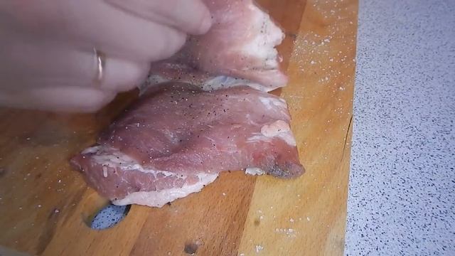 Мясо с двумя начинками | Мясной рулет | Кулинар-Любитель | Meat loaf смотреть онлайн