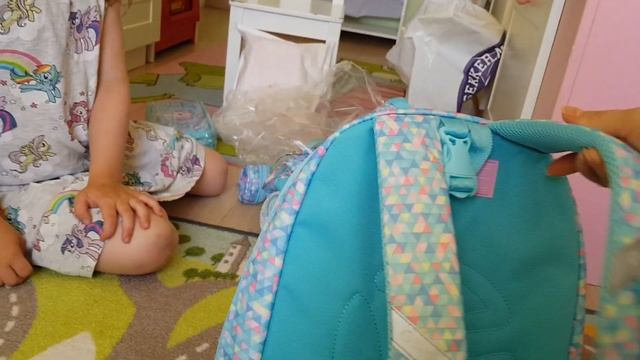 Рюкзак Beckmann и другие школьные принадлежности Beckmann, распаковка, обзор смотреть онлайн