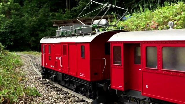 Modellbahnfreunde Glattfelden - RHB DZeh 2/4 - Zahnradbahn смотреть онлайн
