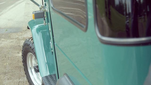 1975 Toyota Land Cruiser FJ40 | Ride Along смотреть онлайн