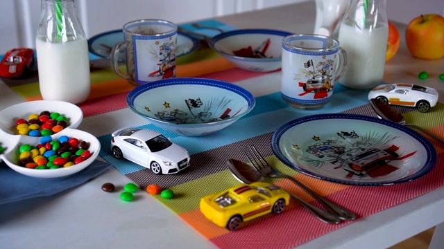 Детская посуда 