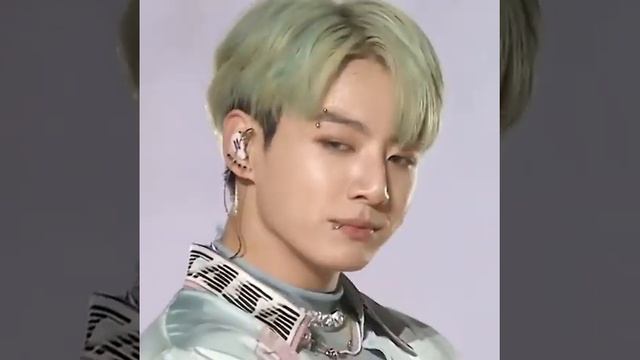 The mint hair and lip ring ?❤️? смотреть онлайн