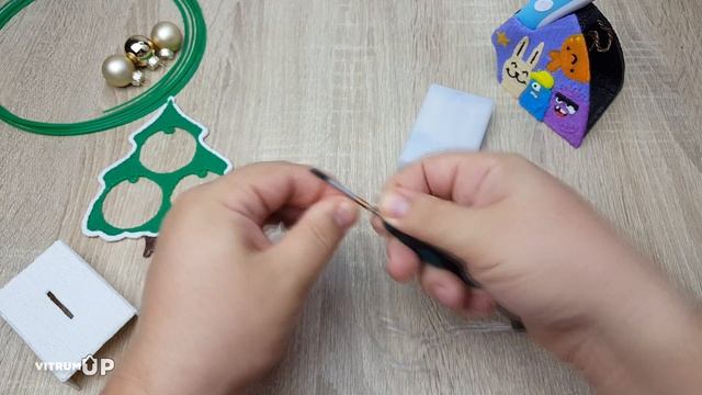 DIY КАК НАРИСОВАТЬ НОВОГОДНЮЮ ЁЛКУ СВОИМИ РУКАМИ | VitrumUP смотреть онлайн