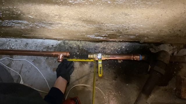 Help! Water Pouring Out of Several Steam Radiators - Clogged Wet Return Replaced смотреть онлайн