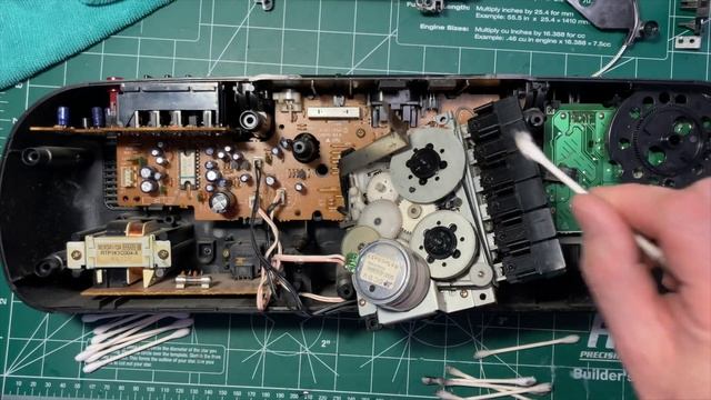 Panasonic RX FS470 Cassette Boom Box Repair смотреть онлайн