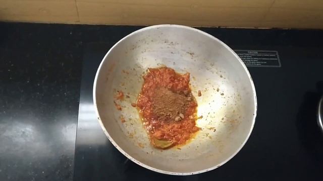 Bengali Style Spicy Chingri Macher Curry Recipe | Chingri Maach with Raw Banana Curry смотреть онлайн