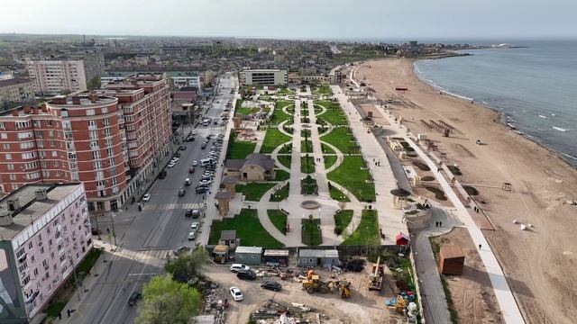 НАБЕРЕЖНАЯ ДЕРБЕНТА И ПЛЯЖ