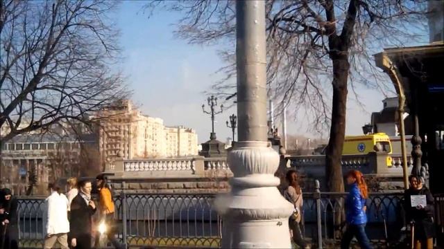 Пасхальные дни в Москве Православная Пасха. смотреть онлайн