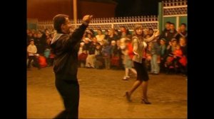 Красивая чеченская свадьба. Ловзар. Красивые девушки танцуют на свадьбе