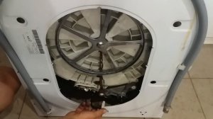 Стиральная машина Indesit Wisl 1031 шумят подшипники .Решено!