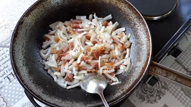 Омлет на сале из деревенских яиц смотреть онлайн