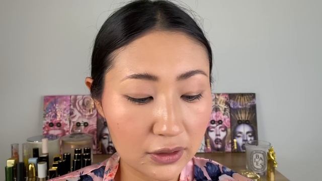 Простой макияж на новогоднюю ночь. Без стрелок, без глиттера смотреть онлайн