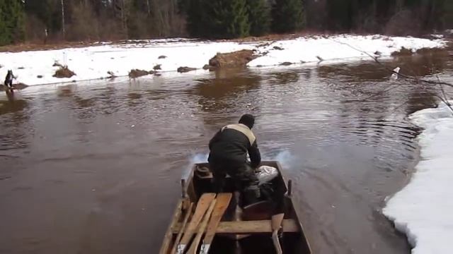 013лодка из бочек нормально служит . смотреть онлайн