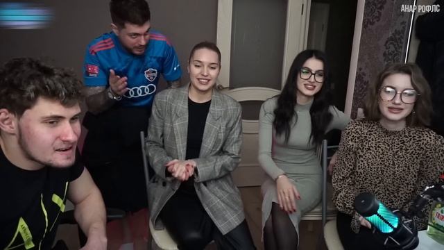 АНАР НА ХАТЕ С ДЕВОЧКАМИ | СТРИМ ПЕРЕД МОСКВОЙ | НАРЕЗКА СТРИМА ANARABDULLAEV смотреть онлайн