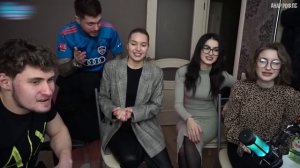 АНАР НА ХАТЕ С ДЕВОЧКАМИ | СТРИМ ПЕРЕД МОСКВОЙ | НАРЕЗКА СТРИМА ANARABDULLAEV