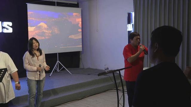 Вечерняя молитва (25.08.2023) смотреть онлайн