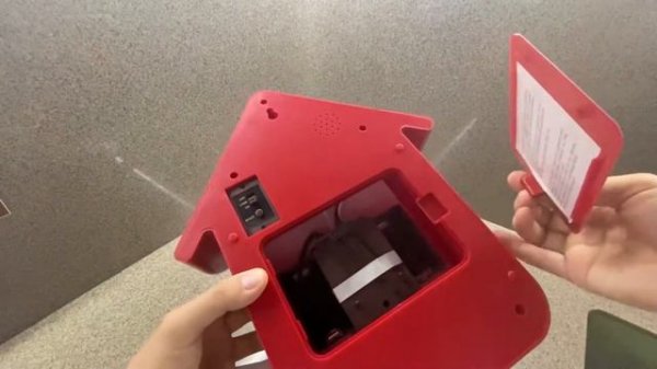 Часы с кукушкой Guzzini QQ настенные с маятником | Видео обзор от Kitchen-Devices.ru