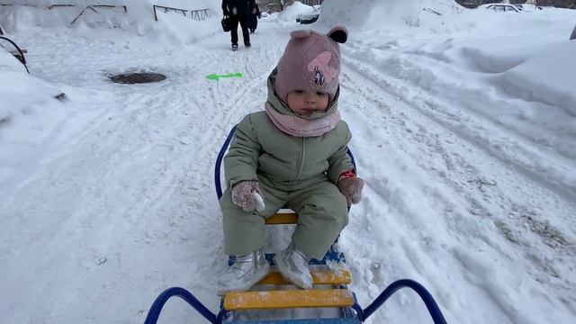 ПРОГУЛКА С ДВОЙНЕЙ ЗИМОЙ смотреть онлайн