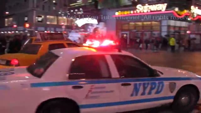 Responding Police Car NYPD Ford Crown Victoria ©
