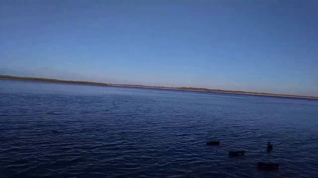 Осенняя рыбалка в Астраханской области. Октябрь 2018. Протока Фурсова. Часть 2/4. смотреть онлайн