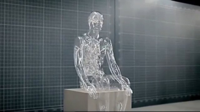 Для краш-теста Toyota сделали стеклянного манекена смотреть онлайн