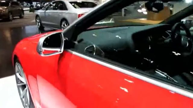 2013 Audi RS5 Cabriolet смотреть онлайн