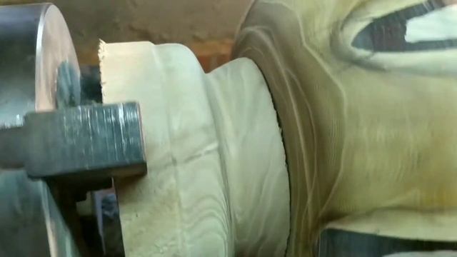 Woodturning.Чаша из дерева с эпоксидной смолой. смотреть онлайн